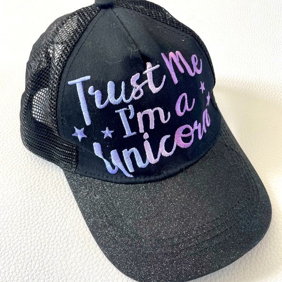 Accessories - 3/$20 women Glitter Unicorn Snapback (OS) B149